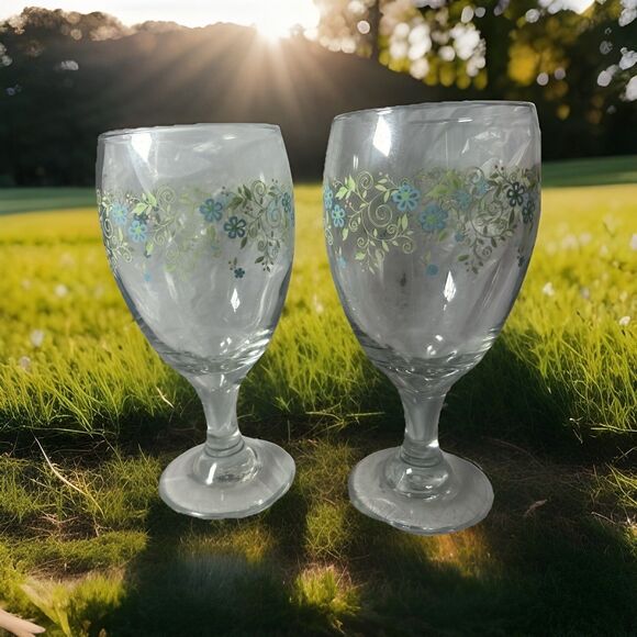 LibbeSpring Floral Goblets Vintage 7” Water Tea Glasses – Blue Easter Drinkware - Picture 2 of 9